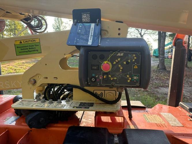 Used 2019 JLG T350 Towable Boom Lift, photo 12