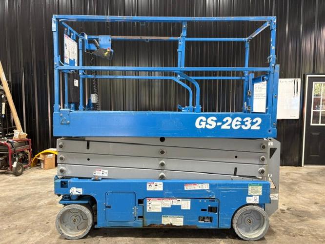 Used 2019 GENIE GS-2632 Scissor Lift, photo 3