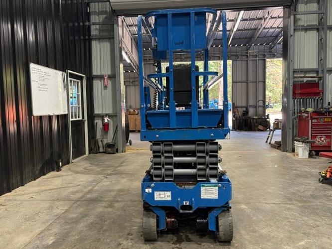 Used 2019 GENIE GS-1930 Scissor Lift, photo 5