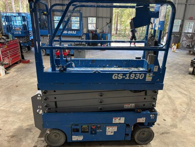 Used 2019 GENIE GS-1930 Scissor Lift