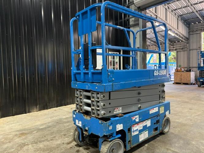 Used 2018 GENIE GS-1930 Scissor Lift, photo 5