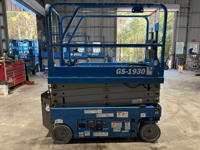 Used 2018 GENIE GS-1930 Scissor Lift