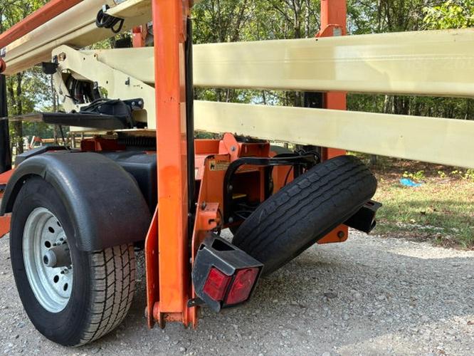 Used 2019 JLG T500J Towable Boom Lift, photo 6