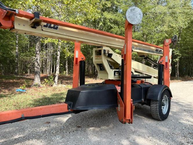 Used 2019 JLG T500J Towable Boom Lift, photo 2
