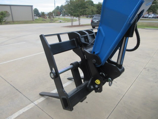 New 2025 GENIE GTH-844 Telehandler Forklift