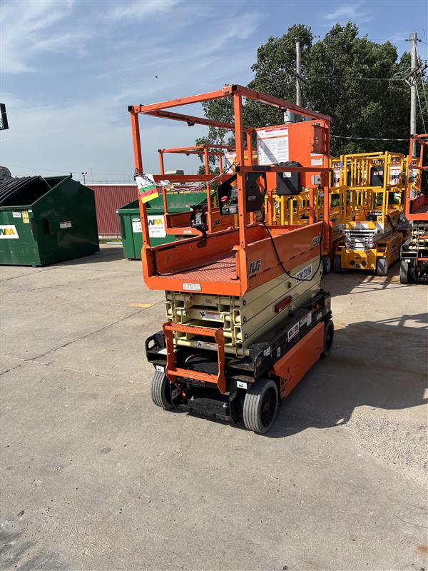 Used 2020 JLG 1932R Scissor Lift