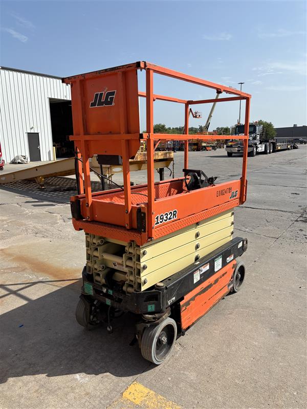 Used 2020 JLG 1932R Scissor Lift