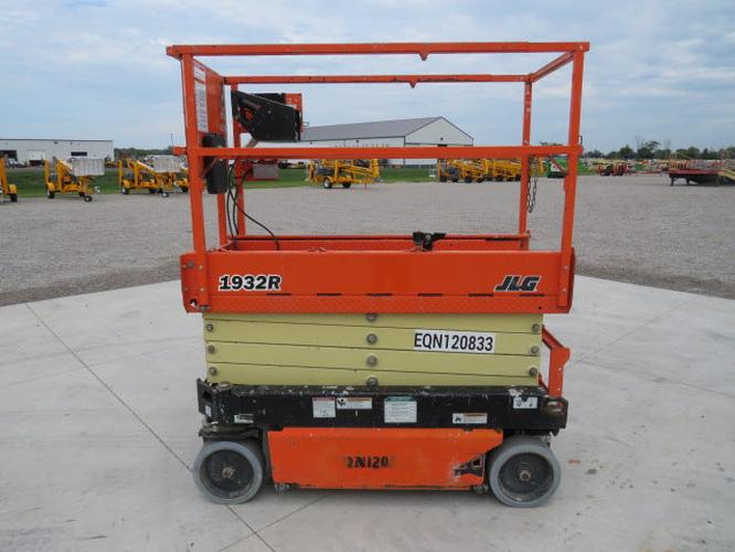Used 2020 JLG 1932R Scissor Lift
