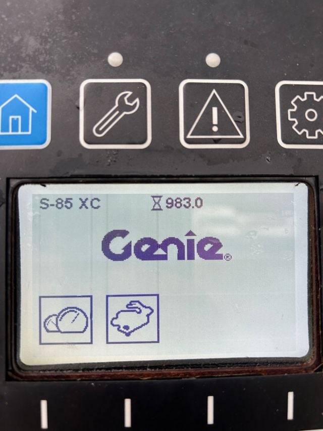 Used 2019 GENIE S-85 XC Telescopic Boom Lift
