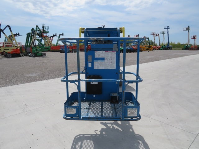 Used 2017 GENIE Z-30/20N RJ Articulating Boom Lift