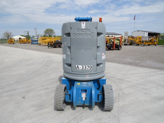 Used 2017 GENIE Z-30/20N RJ Articulating Boom Lift