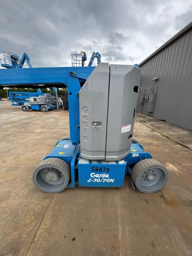 Used 2018 GENIE Z-30/20N RJ Articulating Boom Lift