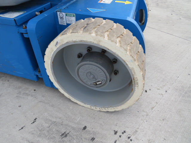 Used 2018 GENIE Z-30/20N RJ Articulating Boom Lift