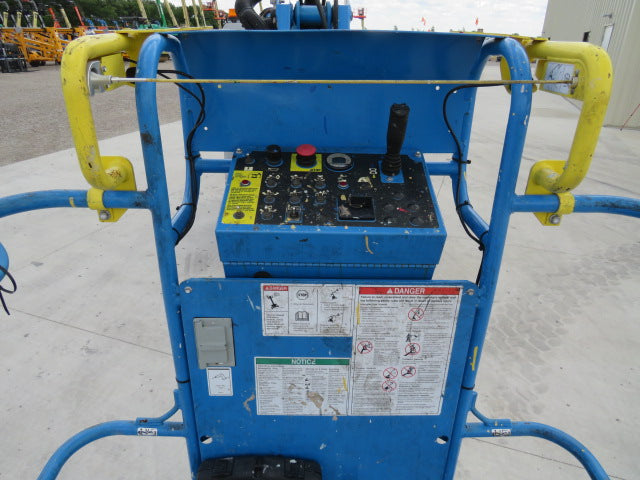 Used 2018 GENIE Z-30/20N RJ Articulating Boom Lift