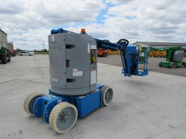 Used 2018 GENIE Z-30/20N RJ Articulating Boom Lift