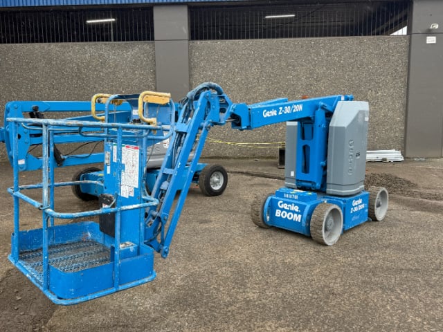 Used 2019 GENIE Z-30/20N RJ Articulating Boom Lift