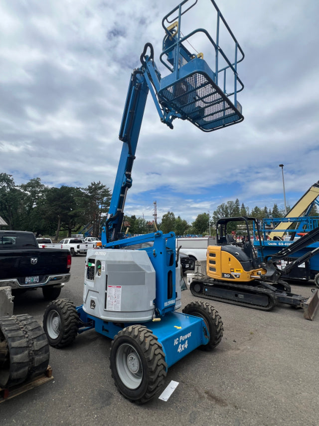Used 2019 GENIE Z-34/22 RT Articulating Boom Lift