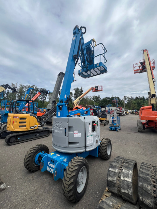 Used 2019 GENIE Z-34/22 RT Articulating Boom Lift