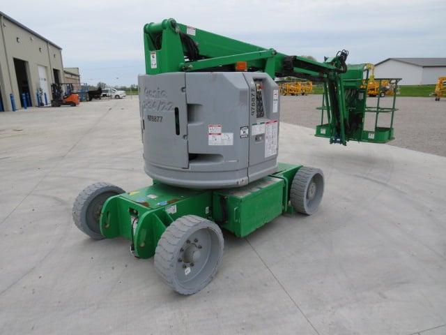 Used 2017 GENIE Z-34/22N Articulating Boom Lift