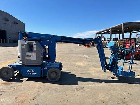 Used 2018 GENIE Z-34/22N Articulating Boom Lift