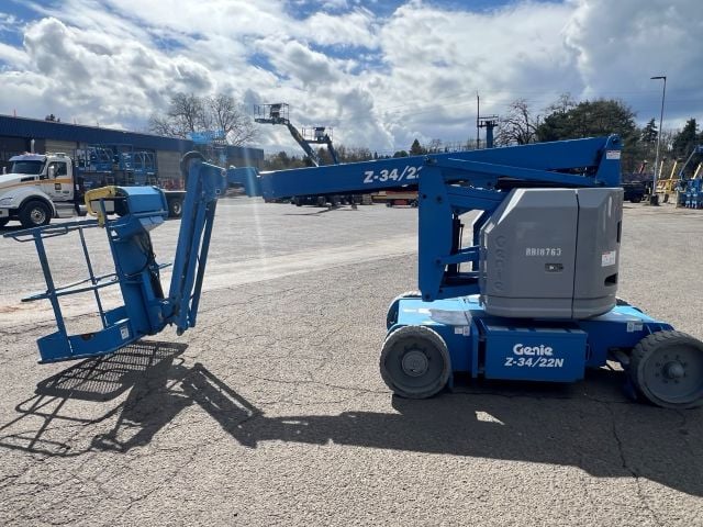 Used 2019 GENIE Z-34/22N Articulating Boom Lift