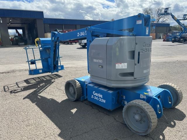 Used 2019 GENIE Z-34/22N Articulating Boom Lift