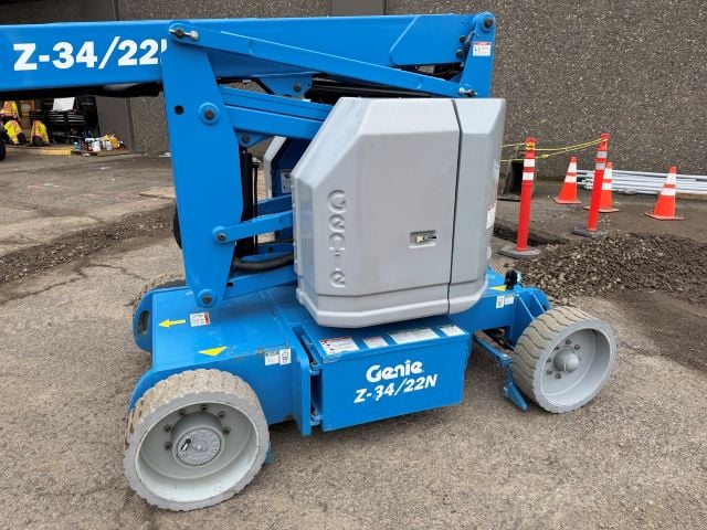 Used 2019 GENIE Z-34/22N Articulating Boom Lift