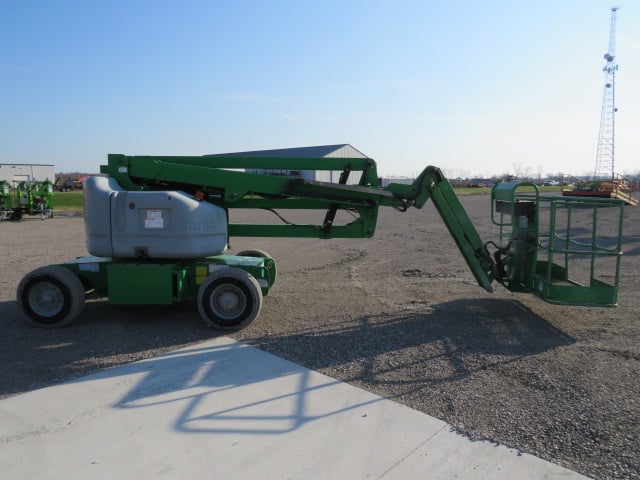 Used 2015 GENIE Z-45/25J DC Articulating Boom Lift