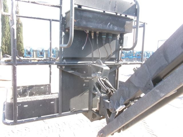 Used 2016 GENIE Z-45/25J RT Articulating Boom Lift