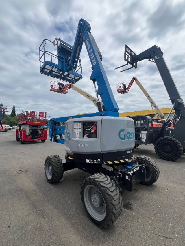 Used 2019 GENIE Z-45 XC Articulating Boom Lift