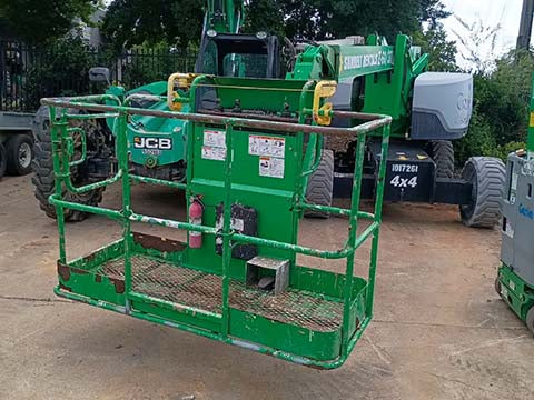 Used 2017 GENIE Z-60/37 Articulating Boom Lift
