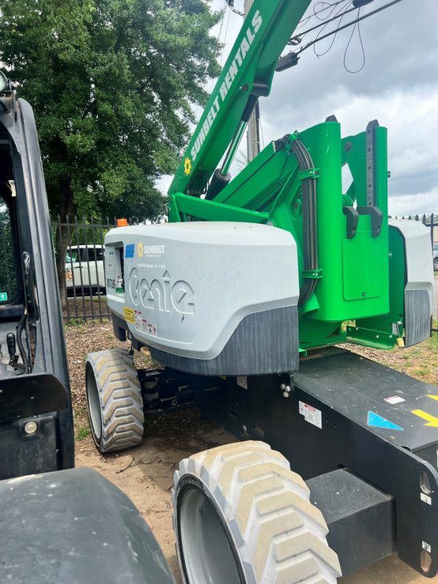 Used 2017 GENIE Z-60/37 Articulating Boom Lift
