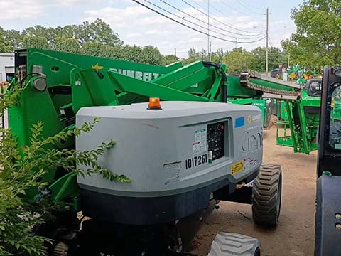 Used 2017 GENIE Z-60/37 Articulating Boom Lift
