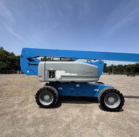 Used 2020 GENIE Z-80/60 Articulating Boom Lift