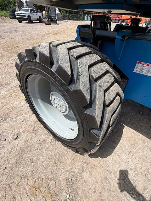 Used 2020 GENIE Z-80/60 Articulating Boom Lift