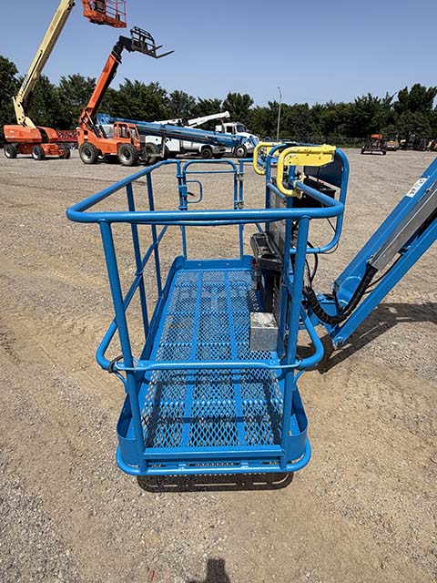 Used 2020 GENIE Z-80/60 Articulating Boom Lift