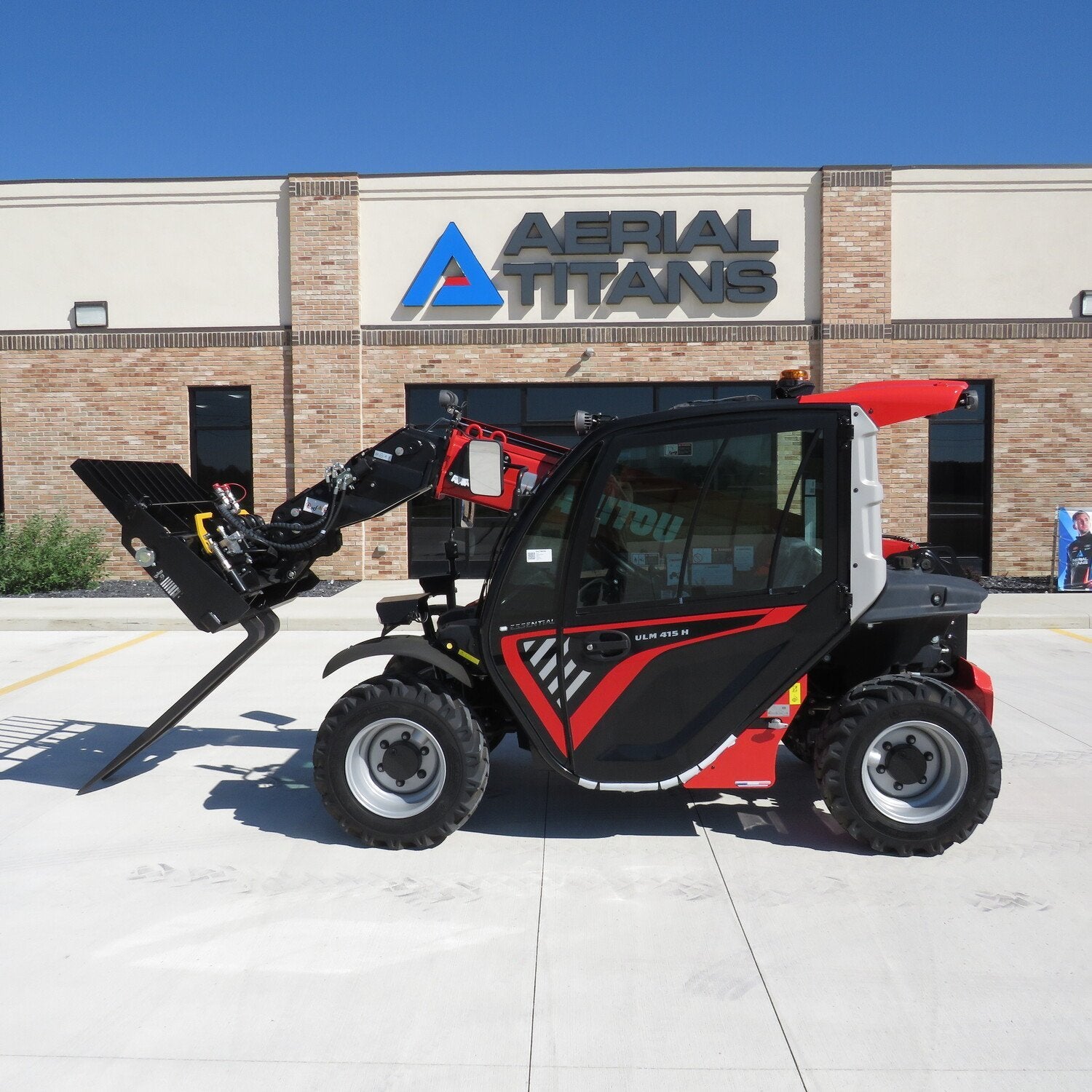 New 2024 MANITOU ULM 415 H Telehandler Forklift