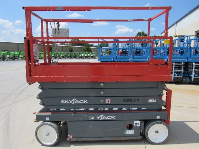 Used 2020 SKYJACK SJ3226 E Scissor Lift