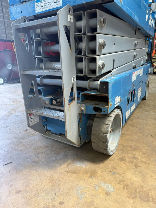 Used 2019 GENIE GS-2632 Scissor Lift, photo 5