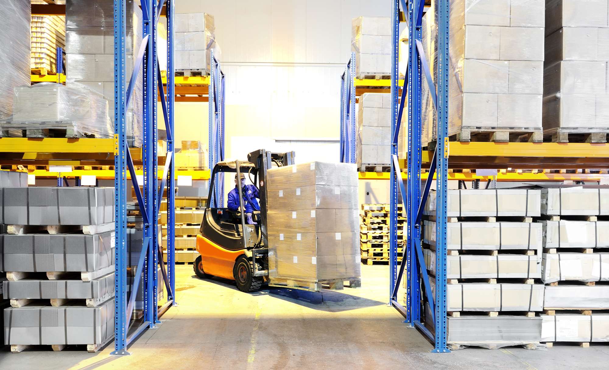 How Do Forklifts Work?