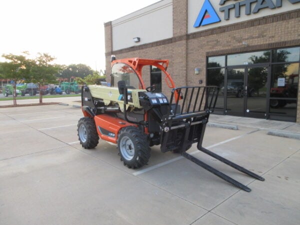 NEW 2025 JLG E313 - Telehandler Forklift | Aerial Titans