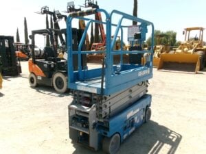 2018 GENIE GS-1930 Used Scissor Lift front left view.