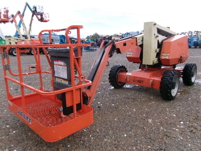 2015 JLG 340AJ – Used Articulating Boom Lift
