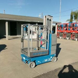 2016 GENIE GR-20 – Used AWP - Vertical Mast Lift