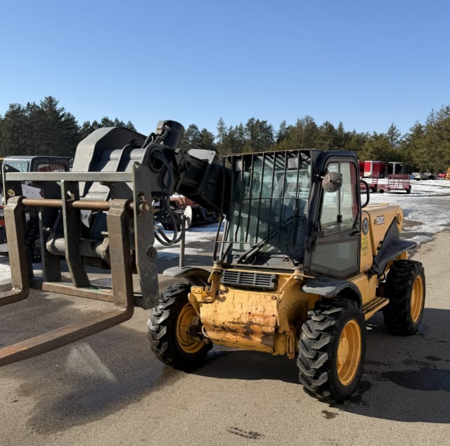 JCB52050ES81411736 (1)