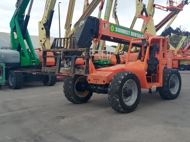 2018 SKYTRAK 8042 – Used Telehandler Forklift