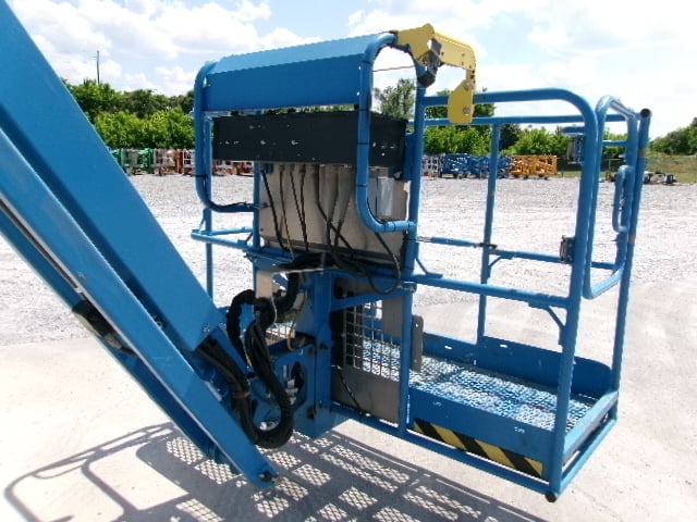 2021 GENIE Z-45/25J DC – Used Articulating Boom Lift | Aerial Titans