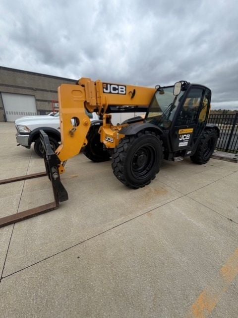 3099804 (1)